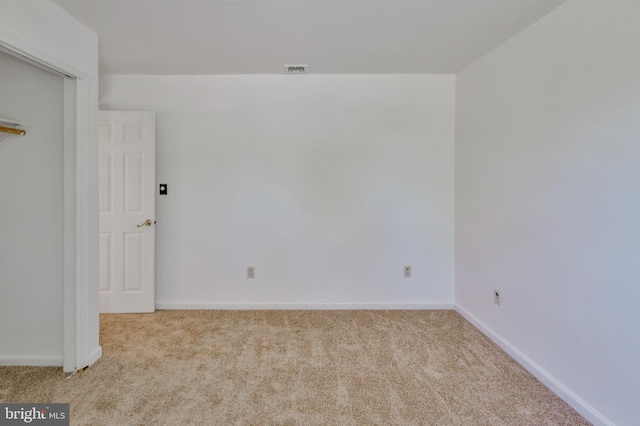 3 Dusty Rd, Easton, PA 18045 - carpeted empty room with baseboards