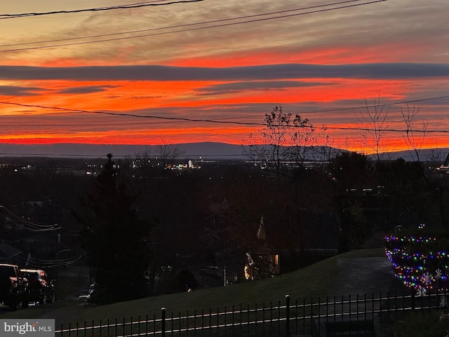 435 Mosby St, Winchester, VA 22601 - view of mountain background