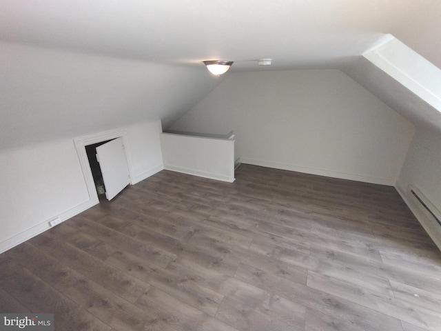 615 Lake St, Lancaster, PA 17603 - bonus room featuring vaulted ceiling and dark wood-style floors