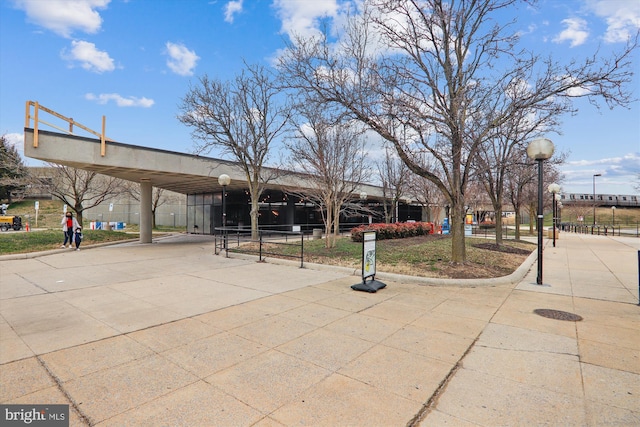 5506 39th Ave, Hyattsville, MD 20781 - surrounding community with fence