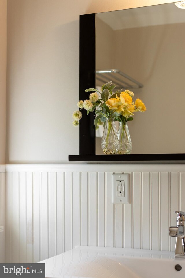 465 Hillcrest Ave, State College, PA 16803 - view of room details