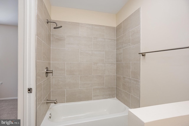 full bathroom featuring washtub / shower combination