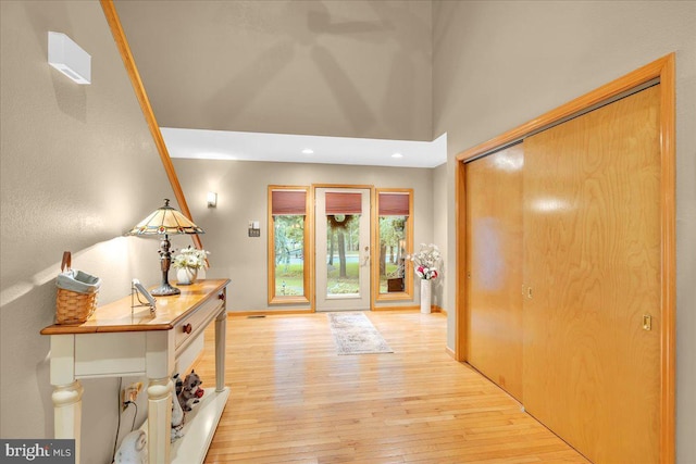 8 Winchester Ct, Tabernacle, NJ 08088 - foyer with light wood-style floors, baseboards, recessed lighting, and a high ceiling