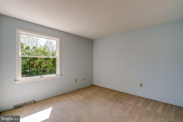 1114 Colonial Rd, Lancaster, PA 17603 - empty room with carpet flooring and visible vents