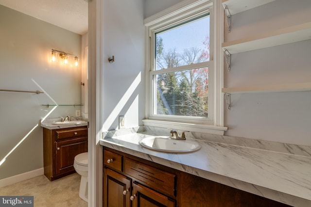 1114 Colonial Rd, Lancaster, PA 17603 - bathroom with toilet and vanity