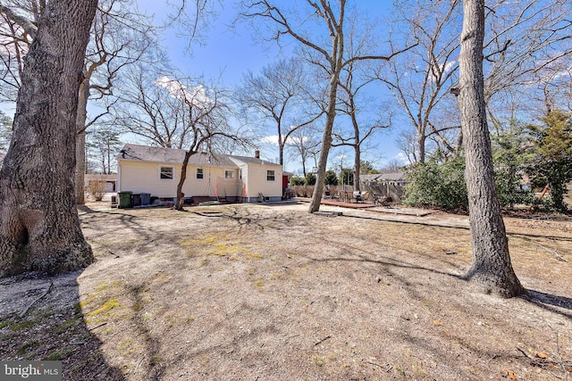 412 Prospect Ave, Pine Beach, NJ 08741 - view of yard