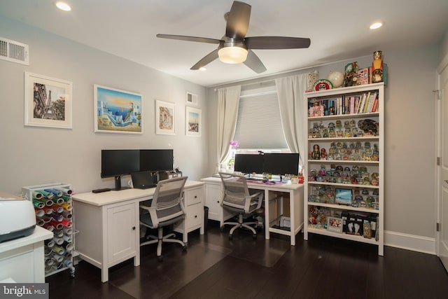 home office featuring recessed lighting, ceiling fan, dark wood-style flooring, and visible vents