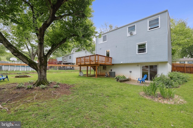 5366 Seneca Ct, Woodbridge, VA 22193 - back of house with a deck and central AC unit