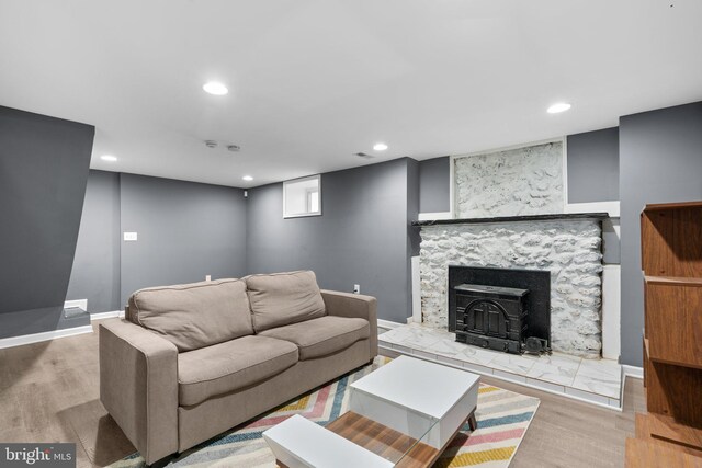 5310 Brabant Rd, Baltimore, MD 21229 - living area with wood finished floors, recessed lighting, and baseboards