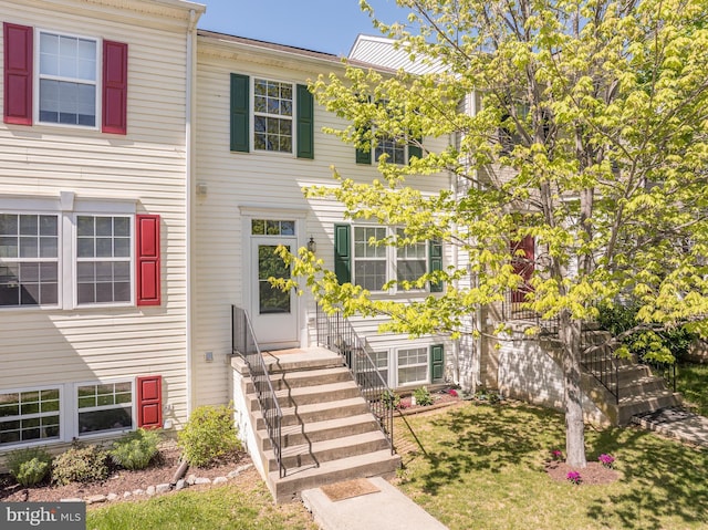 view of property with a front yard