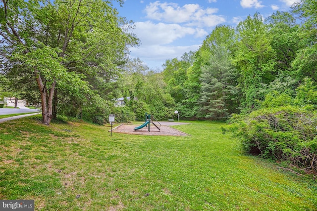 view of yard featuring a playground