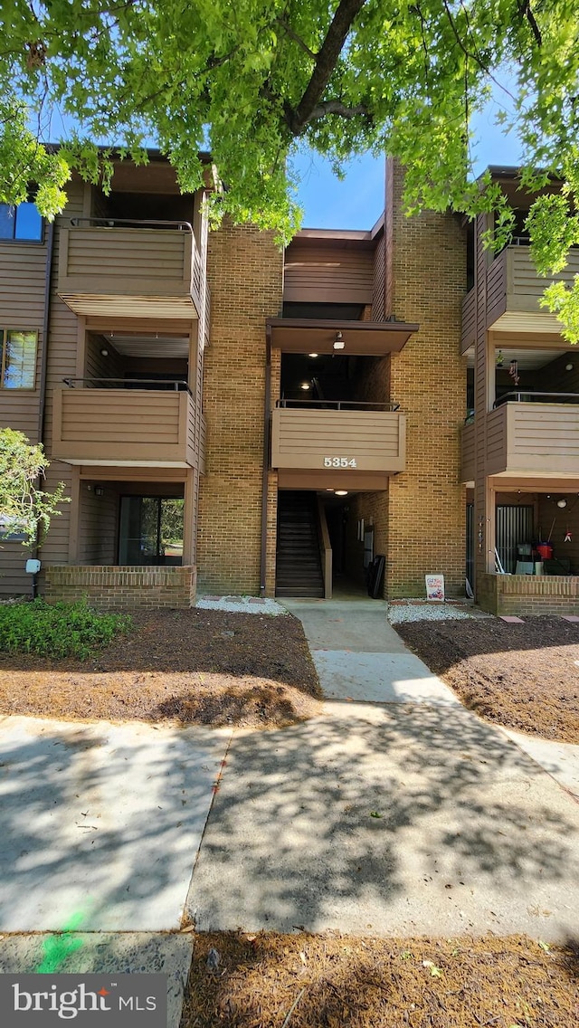 view of building exterior