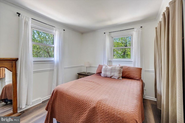 9 Biscayne Blvd, West Deptford, NJ 08096 - bedroom featuring baseboards, multiple windows, and dark wood-type flooring