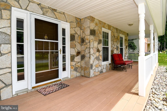 3505 Fox Ridge Rd, Waldorf, MD 20601 - view of wooden porch