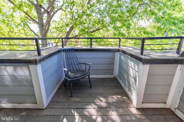 430 15th St SE, Washington, DC 20003 - view of wooden terrace