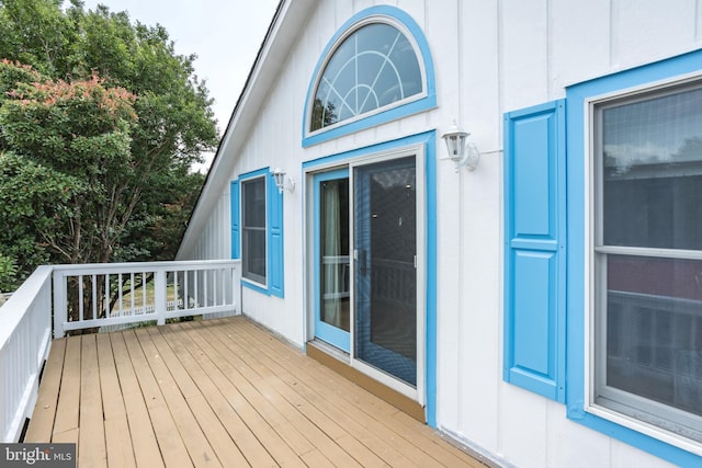 537 Cannon Ball Rd, Berryville, VA 22611 - view of wooden deck