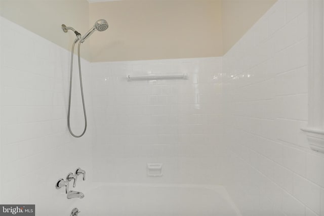 6824 Duluth Ave, Dundalk, MD 21222 - full bathroom featuring washtub / shower combination