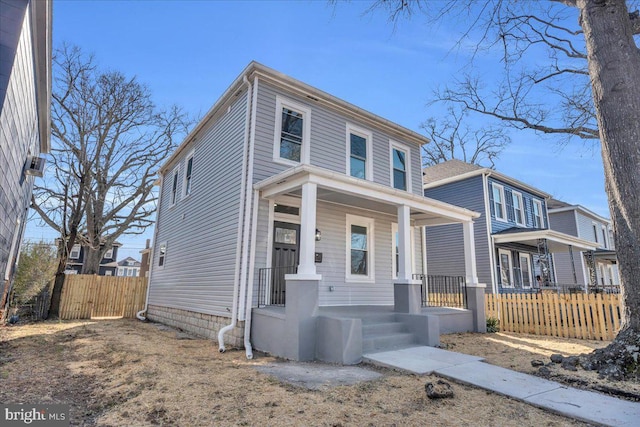 605 Northside Ave, Richmond, VA 23222 - traditional style home with covered porch and fence