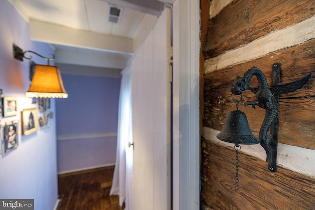 3909 Stoney Creek Rd, Edinburg, VA 22824 - corridor with wood finished floors