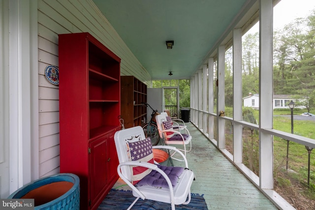 3909 Stoney Creek Rd, Edinburg, VA 22824 - view of sunroom / solarium