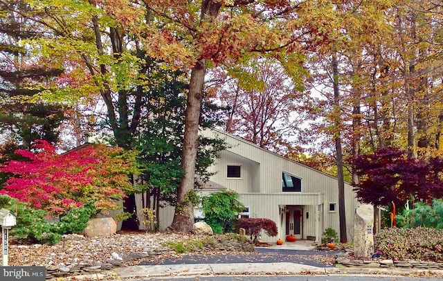 11566 Lake Newport Rd, Reston, VA 20194 - view of front of house