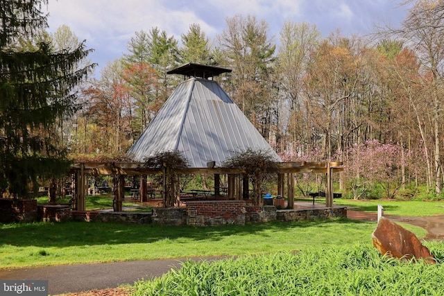 11566 Lake Newport Rd, Reston, VA 20194 - view of property's community featuring a lawn