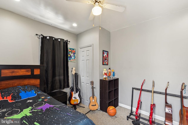 bedroom with baseboards, ceiling fan, recessed lighting, and speckled floor