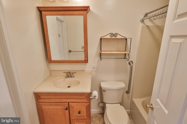 1514 Ravena St Unit D, Bethlehem, PA 18015 - full bathroom featuring vanity, baseboards, and toilet