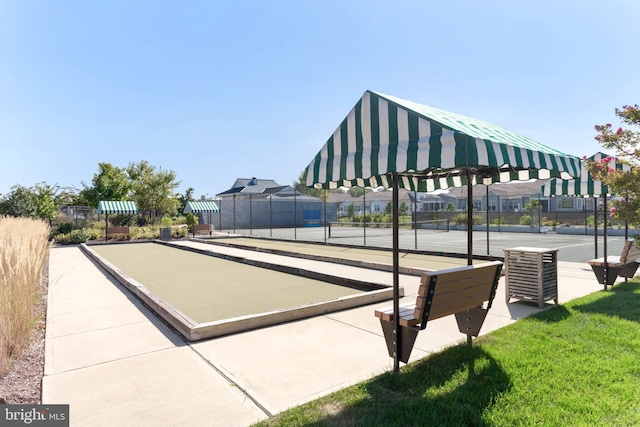 912 Moorings Cir Unit 8, Stevensville, MD 21666 - surrounding community with a game area