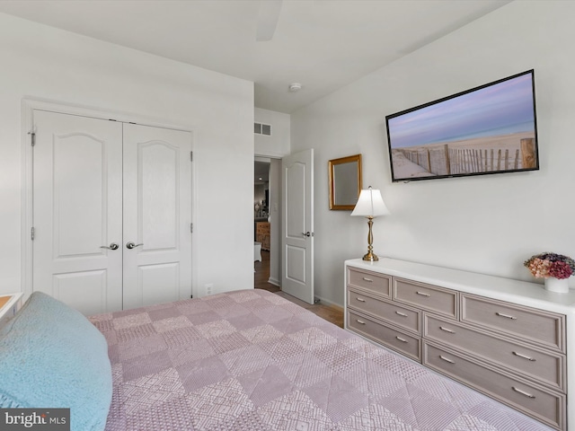 20515 Anchor Ln, Frankford, DE 19945 - bedroom featuring visible vents, baseboards, carpet floors, and a closet