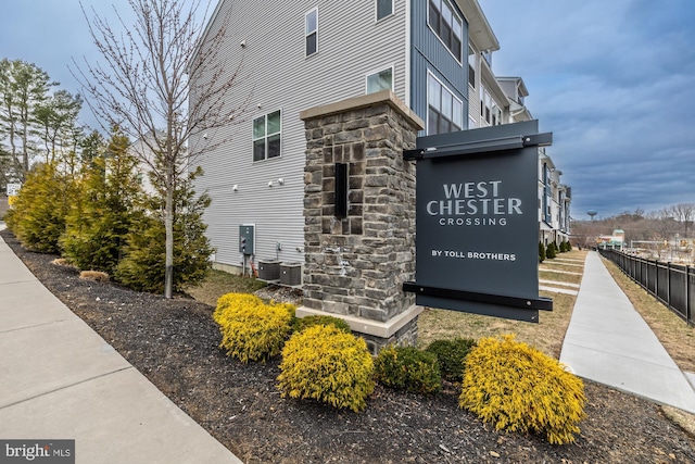 362 Star Tavern Ln, West Chester, PA 19382 - community sign with fence