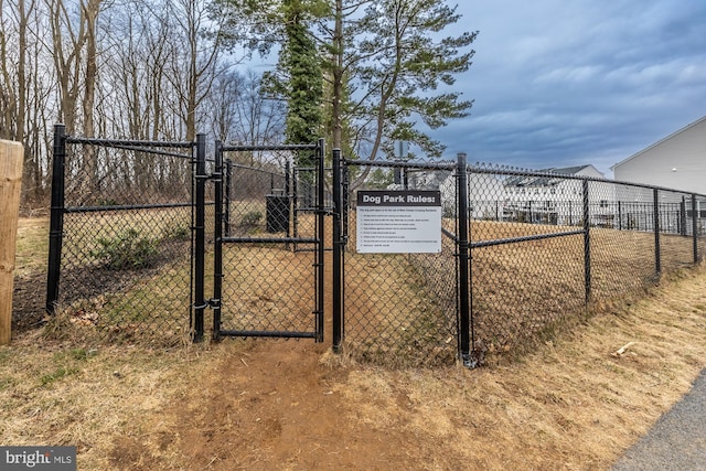 362 Star Tavern Ln, West Chester, PA 19382 - view of yard with fence and a gate