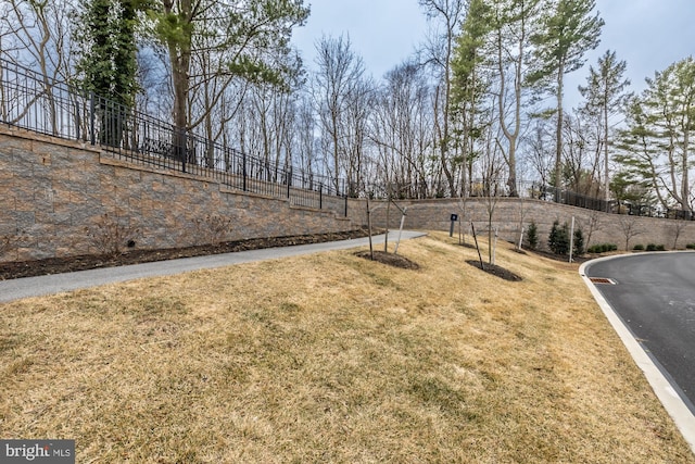 362 Star Tavern Ln, West Chester, PA 19382 - view of yard featuring fence