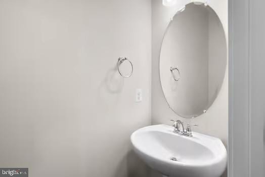 136 Salinger Dr Unit 136, Gaithersburg, MD 20878 - bathroom featuring a sink