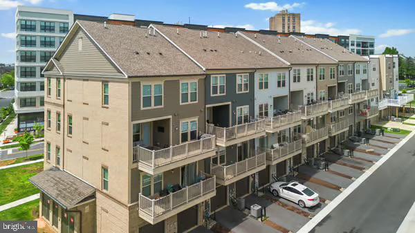 136 Salinger Dr Unit 136, Gaithersburg, MD 20878 - view of apartment building / complex