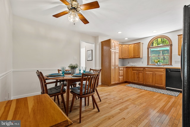 dining space with recessed lighting, ceiling fan, and light wood-type flooring