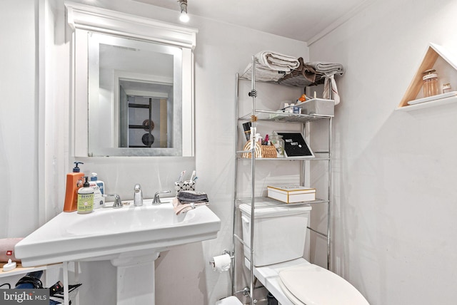 bathroom featuring toilet