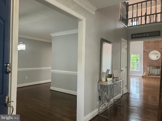 303 Saybrooke View Dr, Gaithersburg, MD 20877 - corridor featuring wood finished floors and ornamental molding