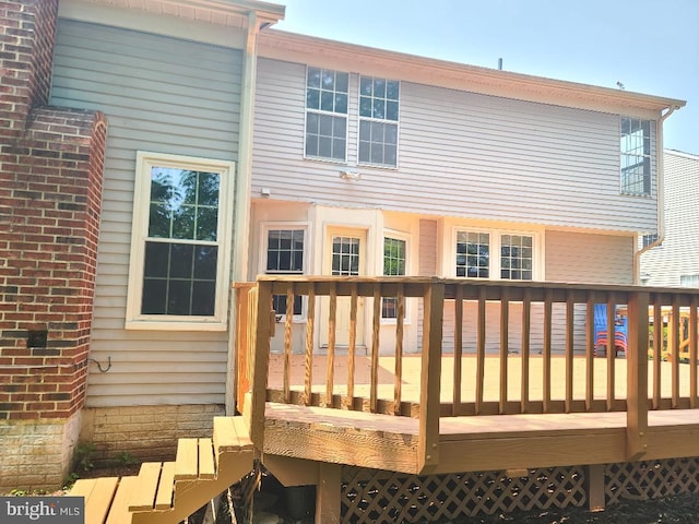 303 Saybrooke View Dr, Gaithersburg, MD 20877 - rear view of property with a deck