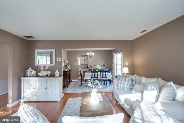 41 Arrowhead Dr, Burlington, NJ 08016