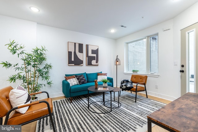 609 S Orianna St Unit 1, Philadelphia, PA 19147 - living room featuring baseboards, recessed lighting, and visible vents