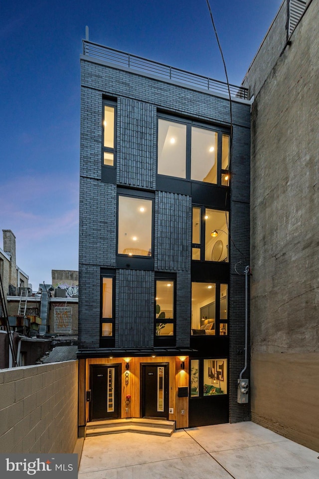 609 S Orianna St Unit 1, Philadelphia, PA 19147 - view of front of house featuring brick siding