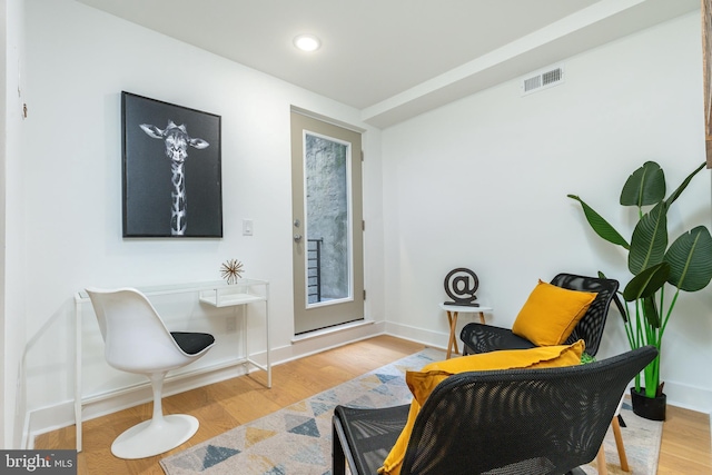 609 S Orianna St Unit 1, Philadelphia, PA 19147 - living area featuring recessed lighting, baseboards, visible vents, and wood finished floors