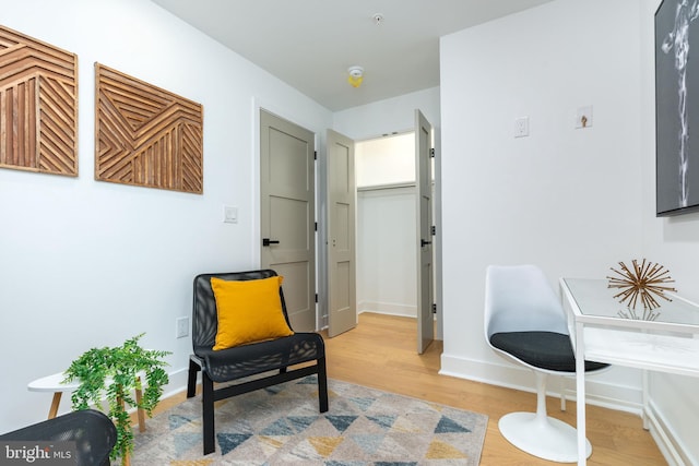 609 S Orianna St Unit 1, Philadelphia, PA 19147 - sitting room featuring light wood-style floors and baseboards