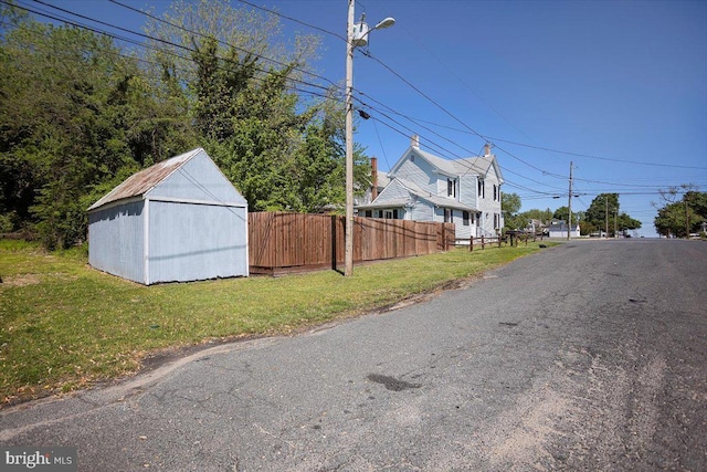 223 Henry St, Cambridge, MD 21613 - view of road with street lights