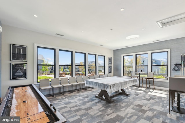 playroom featuring visible vents, billiards, carpet floors, and recessed lighting