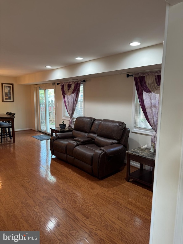 8549 Stonewall Rd, Manassas, VA 20110 - living room with recessed lighting and wood finished floors