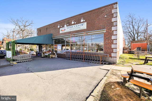 519 Somerset Pl NW, Washington, DC 20011 - view of commercial location