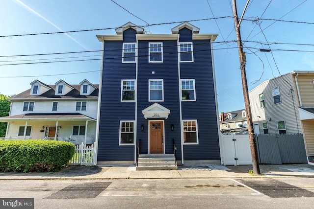 204 Barclay St, Burlington, NJ 08016 - townhome / multi-family property featuring fence and a gate