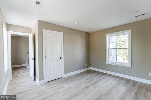 204 Barclay St, Burlington, NJ 08016 - spare room featuring visible vents, baseboards, and light wood-type flooring